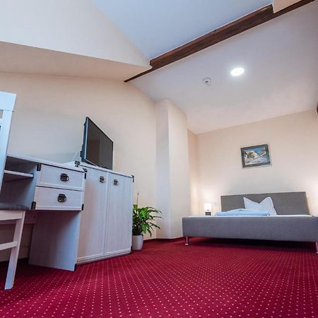 Pava Pension & Spa Odorheiu Secuiesc Exteriör bild