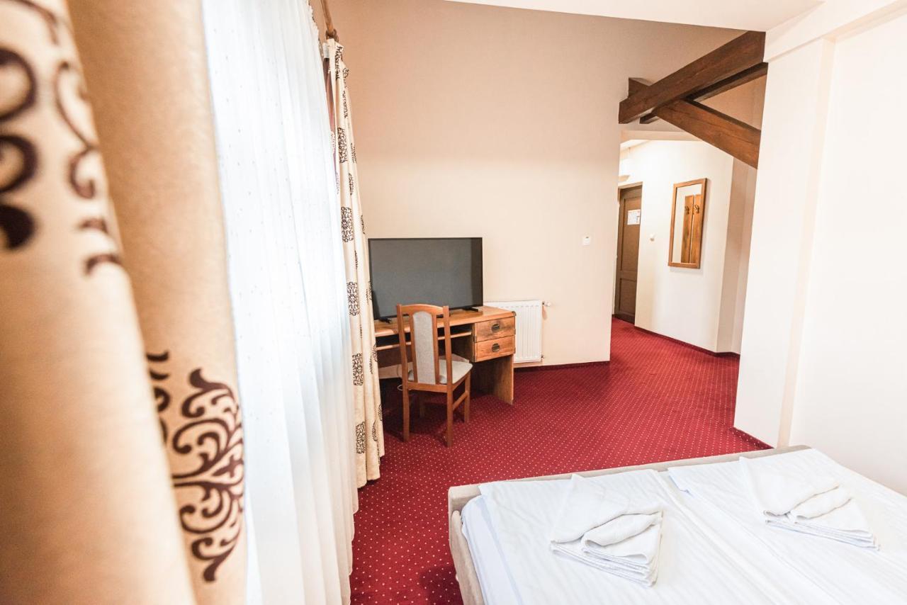 Pava Pension & Spa Odorheiu Secuiesc Exteriör bild
