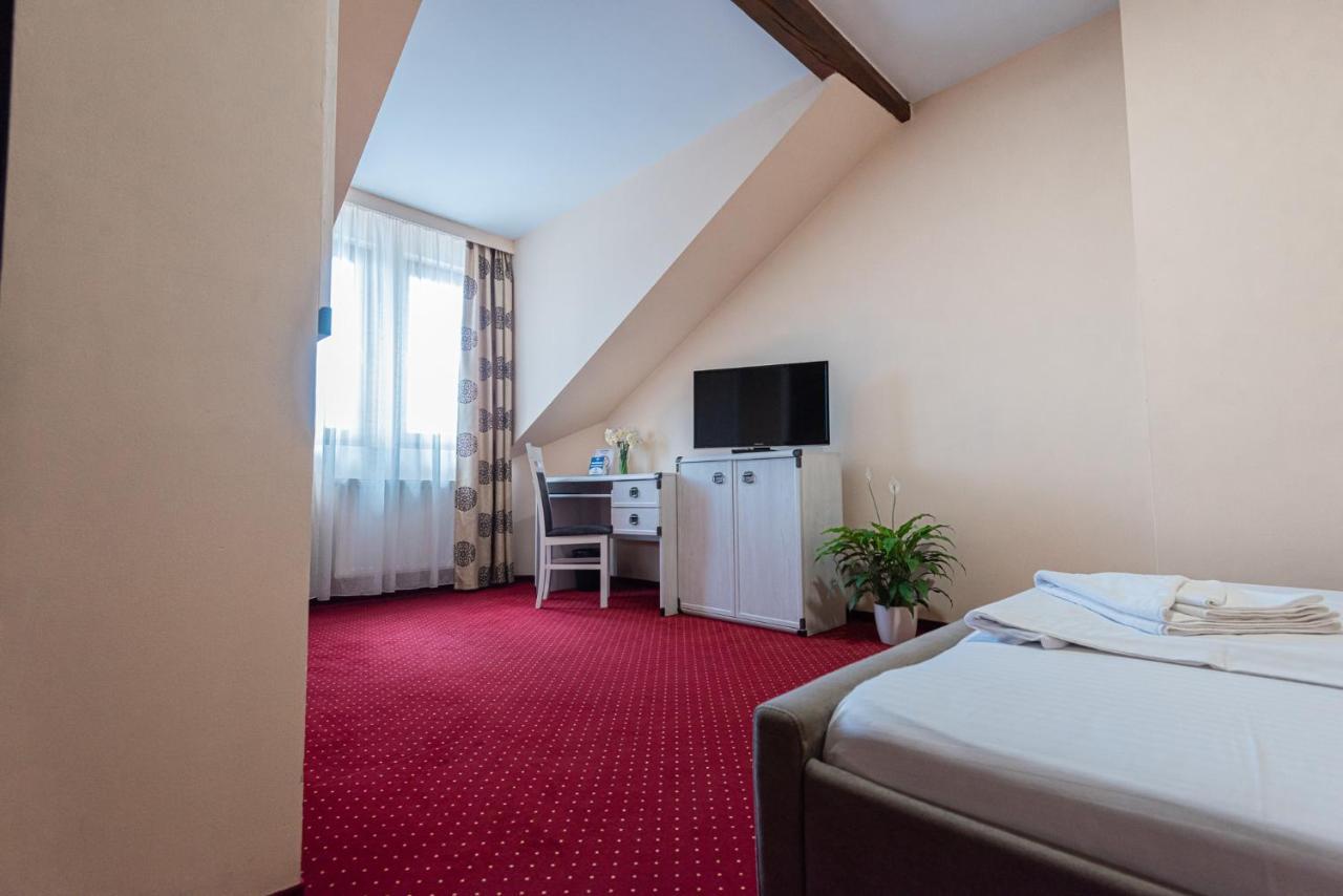 Pava Pension & Spa Odorheiu Secuiesc Exteriör bild